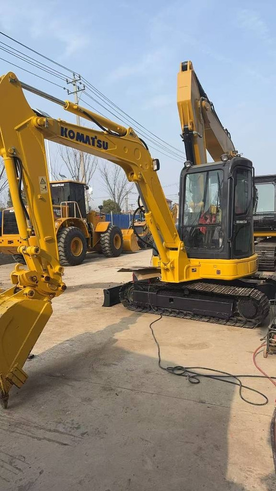 Komatsu PC 55 MR - Mini pelle: photos 1 Komatsu PC 55 MR - Mini pelle: photos 1
