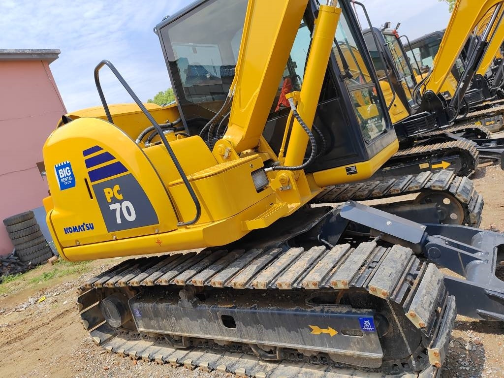 Komatsu PC 70 - Pelle sur chenille: photos 3 Komatsu PC 70 - Pelle sur chenille: photos 3