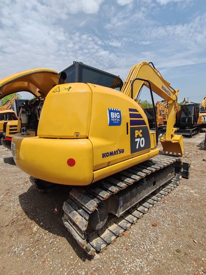 Komatsu PC 70 - Pelle sur chenille: photos 4 Komatsu PC 70 - Pelle sur chenille: photos 4