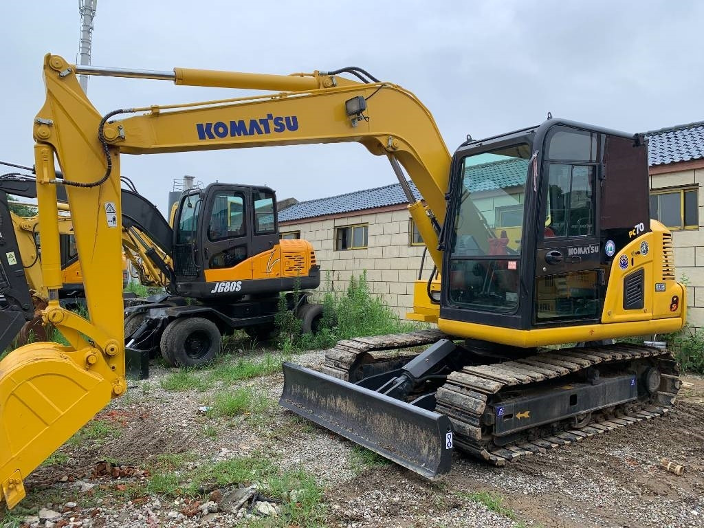 Komatsu PC 70 - Mini pelle: photos 3 Komatsu PC 70 - Mini pelle: photos 3