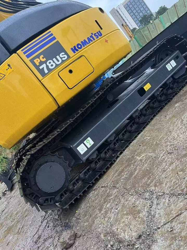 Komatsu PC 78 - Pelle sur chenille: photos 3 Komatsu PC 78 - Pelle sur chenille: photos 3