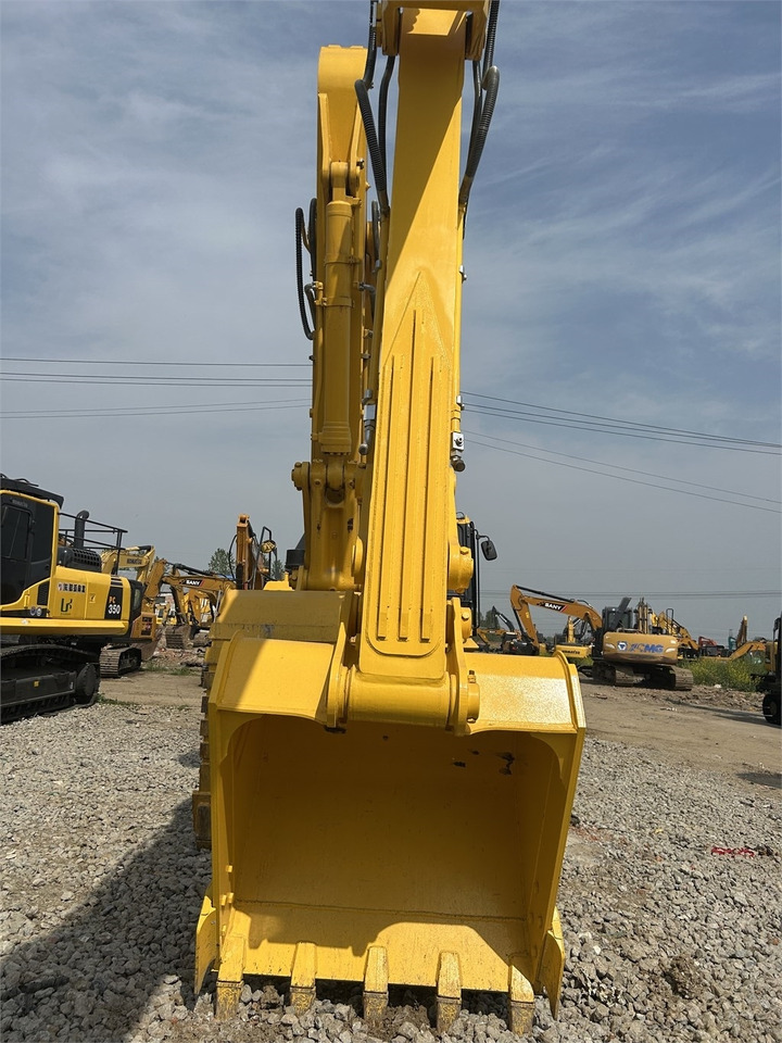 Komatsu PC240 - Pelle sur chenille: photos 3 Komatsu PC240 - Pelle sur chenille: photos 3
