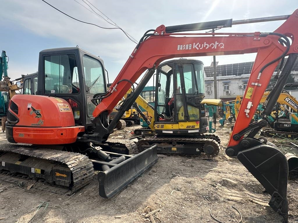 Kubota U35 - Mini pelle: photos 1 Kubota U35 - Mini pelle: photos 1