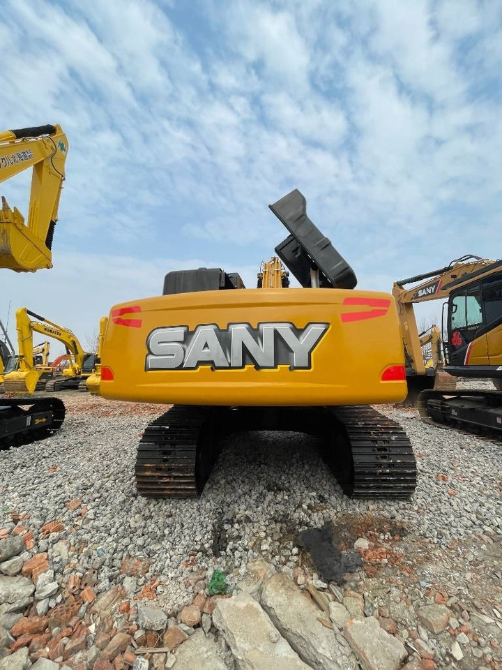 Sany SY 215 C - Pelle sur chenille: photos 3 Sany SY 215 C - Pelle sur chenille: photos 3
