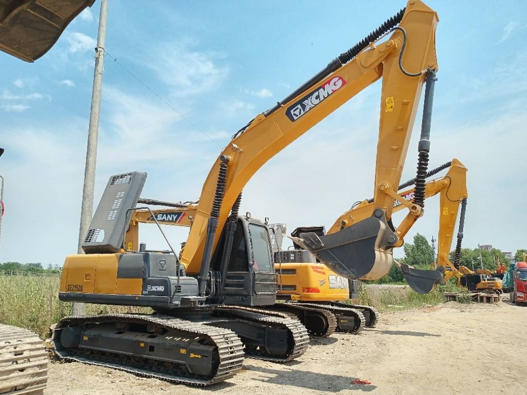 XCMG XE 215 DA - Pelle sur chenille: photos 4 XCMG XE 215 DA - Pelle sur chenille: photos 4