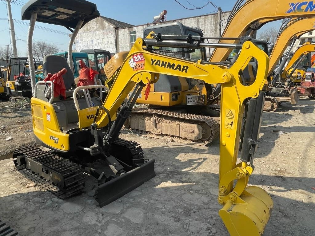 Yanmar Vio 17 - Mini pelle: photos 3 Yanmar Vio 17 - Mini pelle: photos 3
