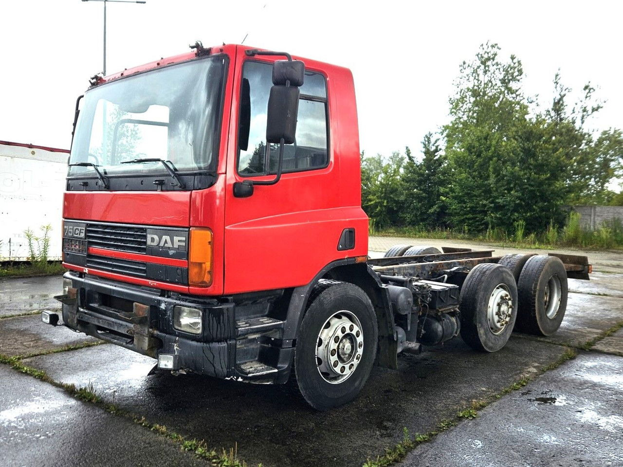 DAF CF 75.250 6x2 - Châssis cabine: photos 3 DAF CF 75.250 6x2 - Châssis cabine: photos 3