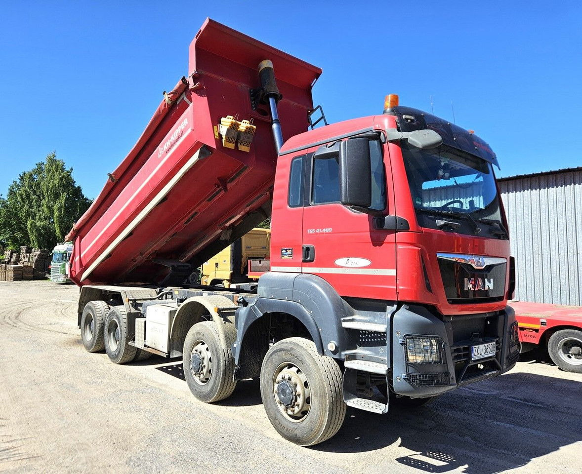 MAN TGS 41.480 8x8 - Tipper - Camion benne: photos 1 MAN TGS 41.480 8x8 - Tipper - Camion benne: photos 1