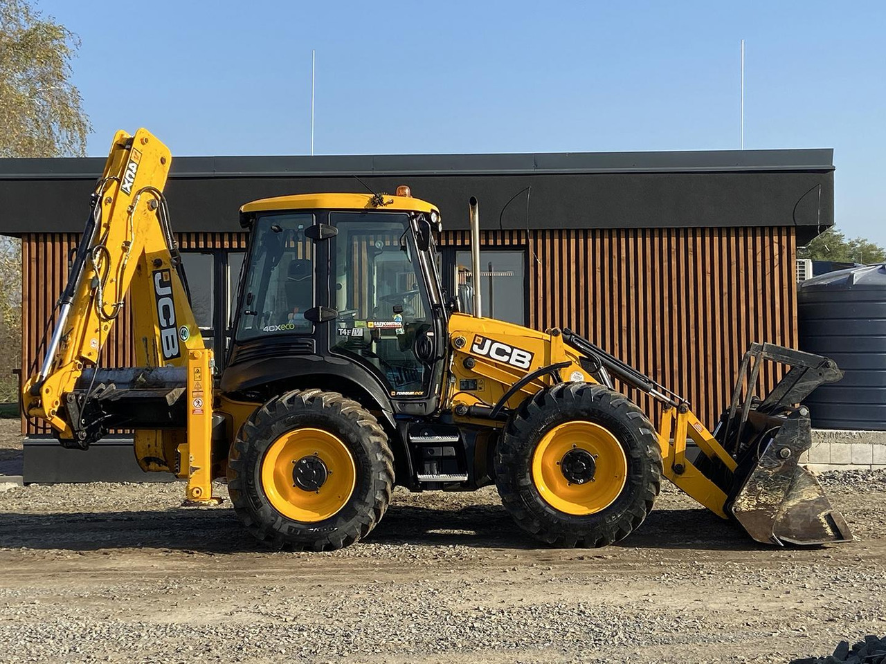 JCB 4CX ECO, Joystic, Traktobager - Tractopelle: photos 1 JCB 4CX ECO, Joystic, Traktobager - Tractopelle: photos 1