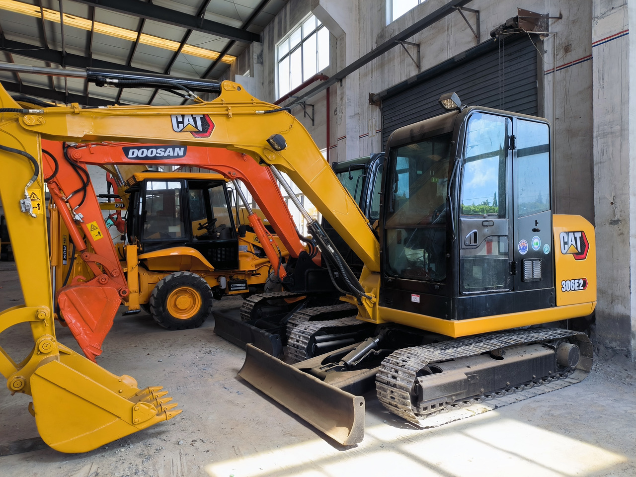 CATERPILLAR 306E - Mini pelle: photos 2 CATERPILLAR 306E - Mini pelle: photos 2