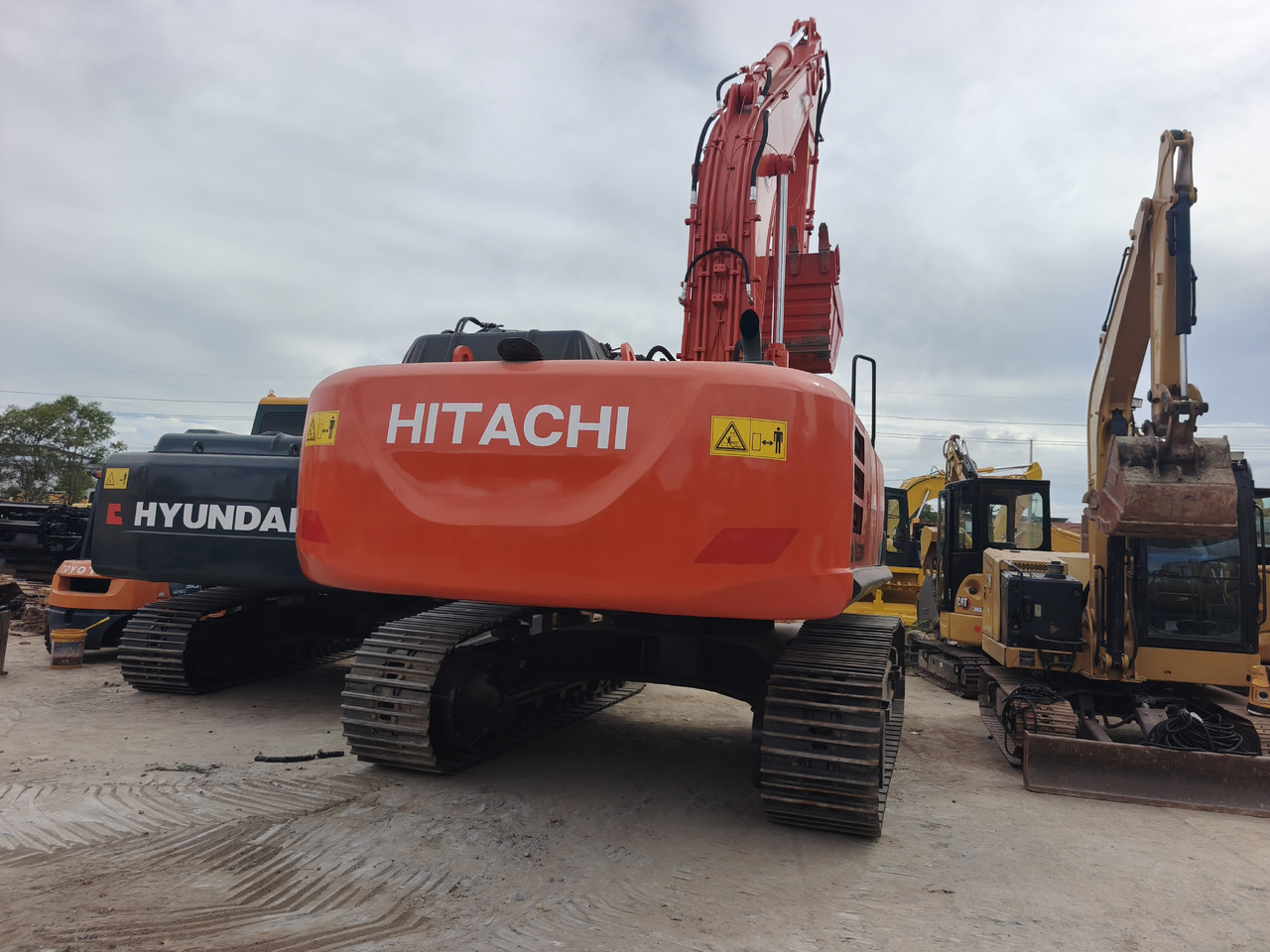 HITACHI ZX350 ZX350H ZX350H-5G Used excavator - Pelle sur chenille: photos 4 HITACHI ZX350 ZX350H ZX350H-5G Used excavator - Pelle sur chenille: photos 4
