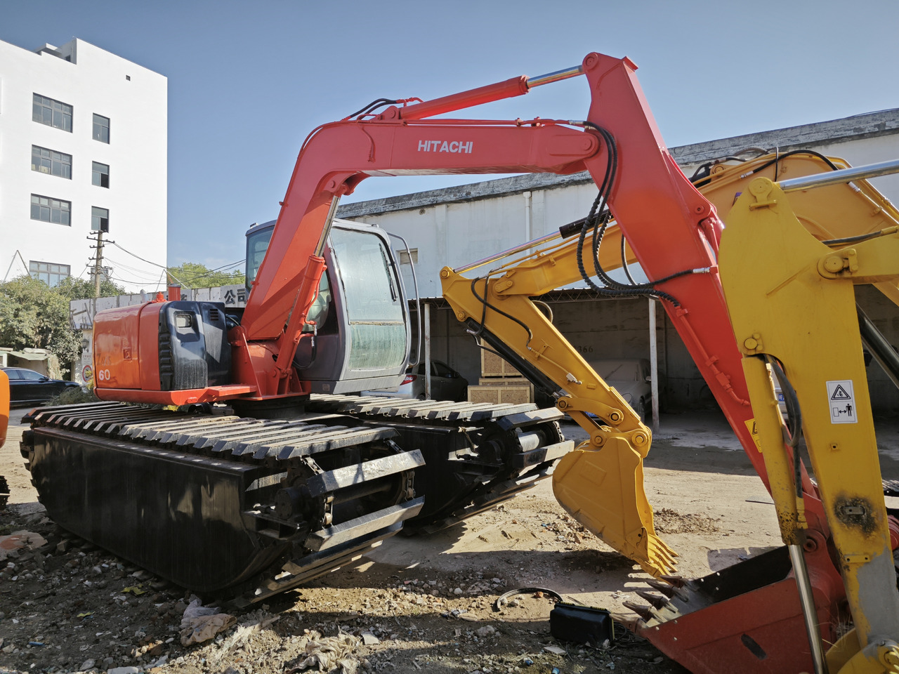 HITACHI ZX60 Used Amphibious Excavator Hitachi 60 - Excavatrice amphibie: photos 5 HITACHI ZX60 Used Amphibious Excavator Hitachi 60 - Excavatrice amphibie: photos 5
