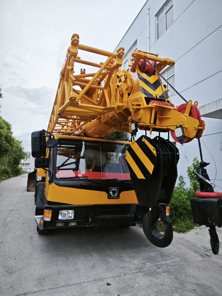 XCMG QY50K TRUCK CRANE - Grue mobile: photos 5 XCMG QY50K TRUCK CRANE - Grue mobile: photos 5