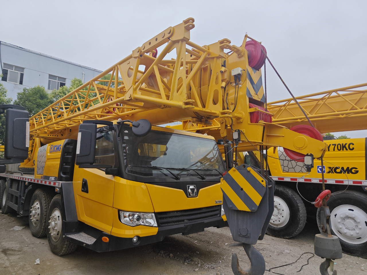 XCMG QY50KC Used truck crane XCMG XCT50 50ton - Niveleuse: photos 4 XCMG QY50KC Used truck crane XCMG XCT50 50ton - Niveleuse: photos 4