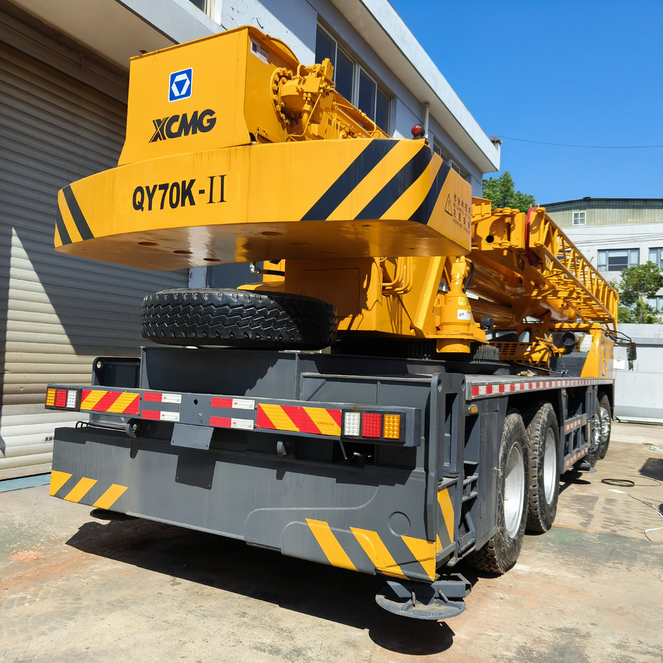 XCMG QY70K - Grue mobile: photos 3 XCMG QY70K - Grue mobile: photos 3