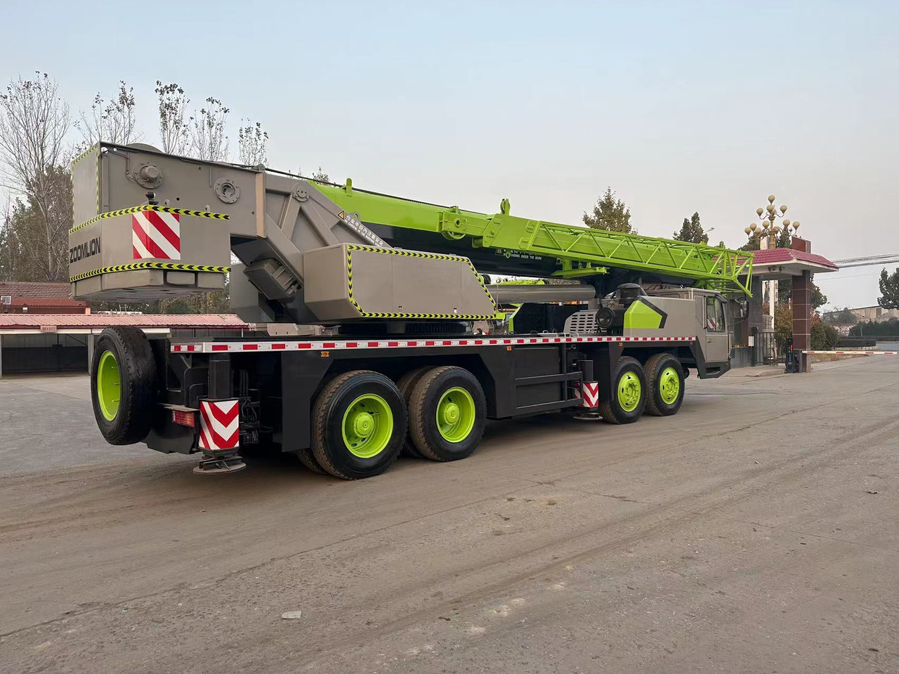 ZOOMLION ZTC700V - Grue mobile: photos 2 ZOOMLION ZTC700V - Grue mobile: photos 2