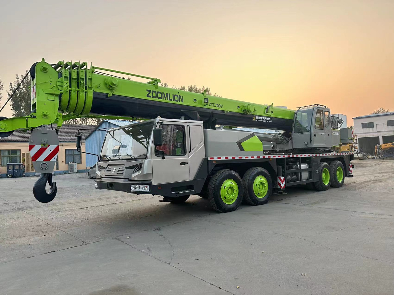 ZOOMLION ZTC700V - Grue mobile: photos 3 ZOOMLION ZTC700V - Grue mobile: photos 3