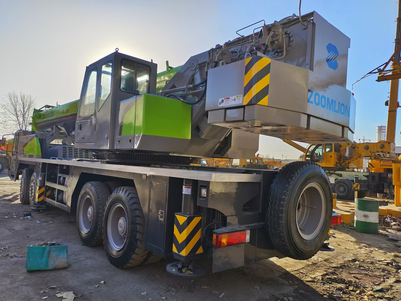 Zoomlion ZTC700V - Grue mobile: photos 2 Zoomlion ZTC700V - Grue mobile: photos 2