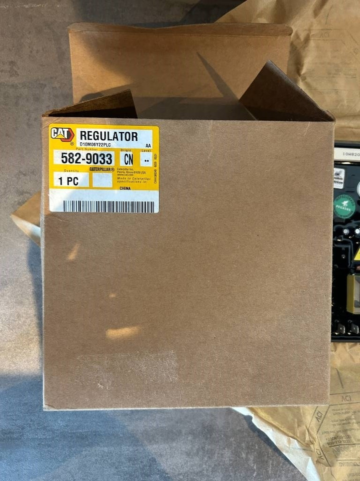 CAT AVR 582-9033 - DPX-25080 - Système électrique pour Engins de chantier: photos 4 CAT AVR 582-9033 - DPX-25080 - Système électrique pour Engins de chantier: photos 4
