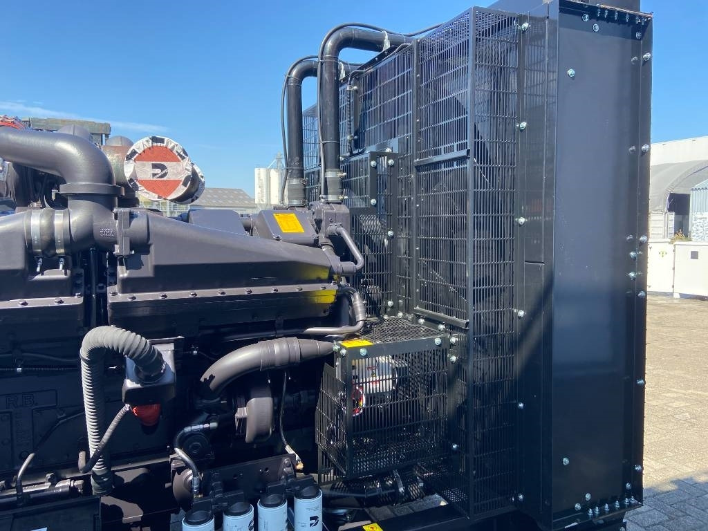Cummins KTA38-G5 - 1.100 kVA Generator - DPX-18814 - Groupe électrogène: photos 3 Cummins KTA38-G5 - 1.100 kVA Generator - DPX-18814 - Groupe électrogène: photos 3