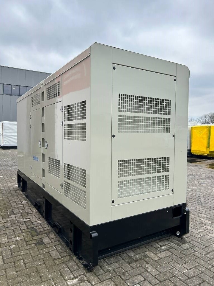 Cummins QSZ13-G10 - 600 kVA Generator - DPX-19847 - Groupe électrogène: photos 2 Cummins QSZ13-G10 - 600 kVA Generator - DPX-19847 - Groupe électrogène: photos 2