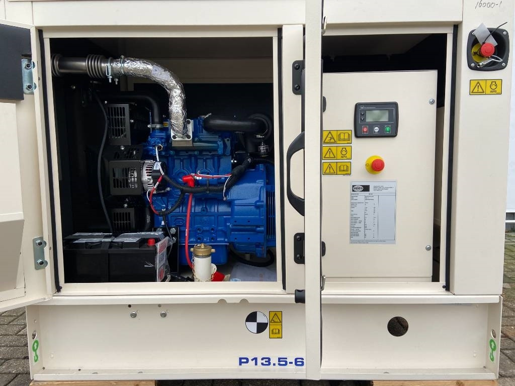 FG Wilson P13.5-6 - 13.5 kVA Genset - DPX-16000 - Groupe électrogène: photos 4 FG Wilson P13.5-6 - 13.5 kVA Genset - DPX-16000 - Groupe électrogène: photos 4
