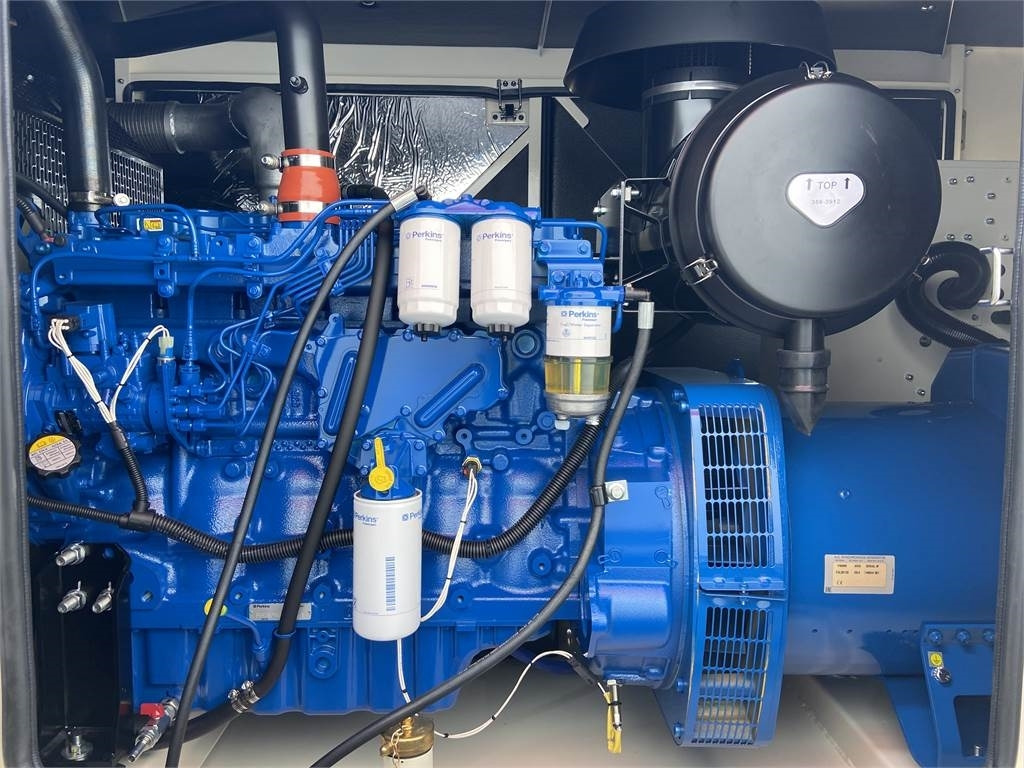 FG Wilson P220-3 - 220 kVA Genset - DPX-16012 - Groupe électrogène: photos 4 FG Wilson P220-3 - 220 kVA Genset - DPX-16012 - Groupe électrogène: photos 4