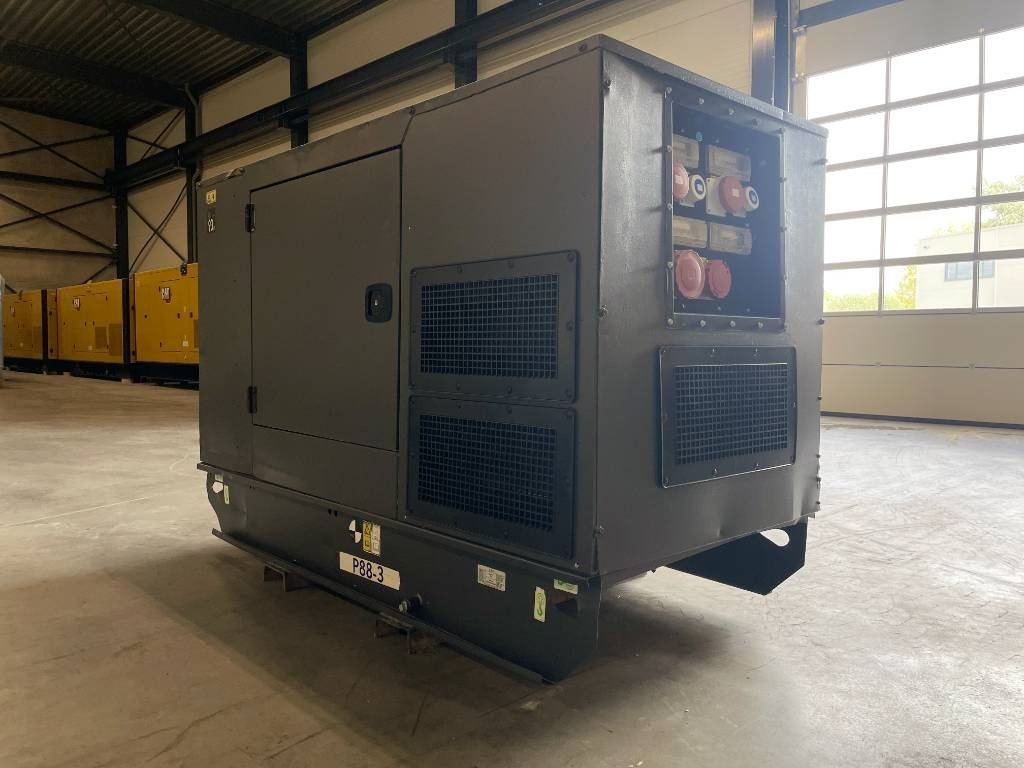 FG Wilson P88-3 - 88 kVA Genset - DPX-12633 - Groupe électrogène: photos 3 FG Wilson P88-3 - 88 kVA Genset - DPX-12633 - Groupe électrogène: photos 3