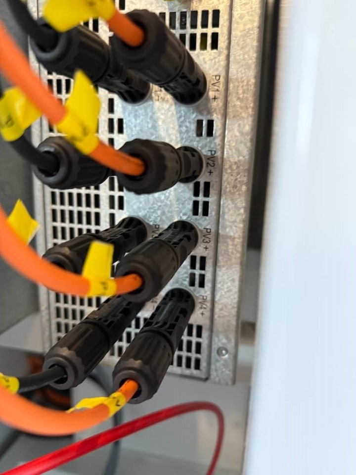 Groupe électrogène neuf PES100 Hybrid Energy System - 125 kVA - 115.2 kWh: photos 16 Groupe électrogène neuf PES100 Hybrid Energy System - 125 kVA - 115.2 kWh: photos 16