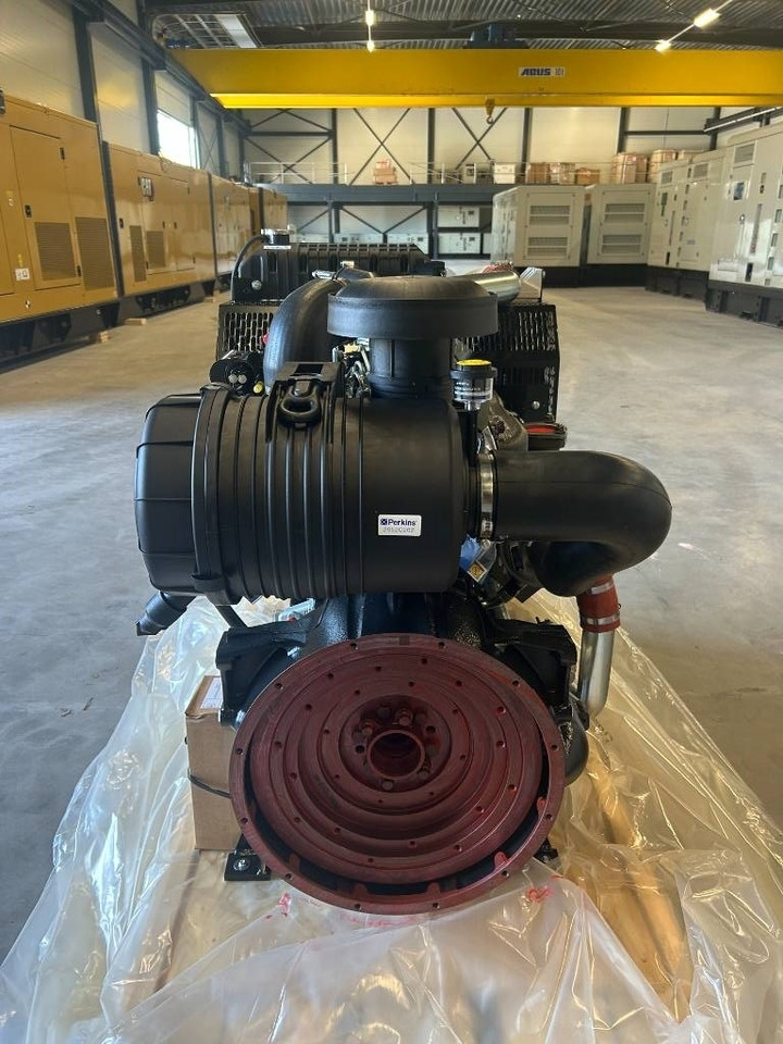 Perkins 1104D-44TA - Diesel Engine - New - DPX-25088 - Moteur pour Engins de chantier: photos 3 Perkins 1104D-44TA - Diesel Engine - New - DPX-25088 - Moteur pour Engins de chantier: photos 3