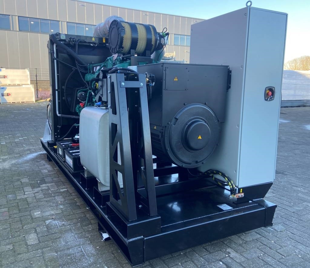 Volvo TWD1683GE - 740 kVA Stage V - DPX-19040-O - Groupe électrogène: photos 2 Volvo TWD1683GE - 740 kVA Stage V - DPX-19040-O - Groupe électrogène: photos 2
