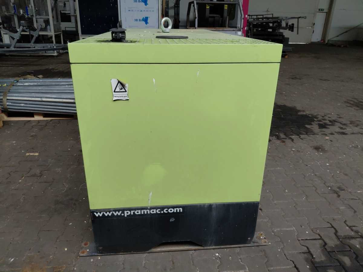 Agregat prądotwórczy – PRAMAC GSW 45Y – 39,7 kW – ON - Groupe électrogène: photos 3 Agregat prądotwórczy – PRAMAC GSW 45Y – 39,7 kW – ON - Groupe électrogène: photos 3