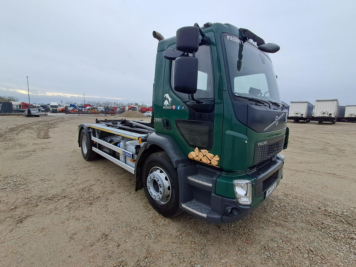 VOLVO FL - Autre matériel: photos 1 VOLVO FL - Autre matériel: photos 1