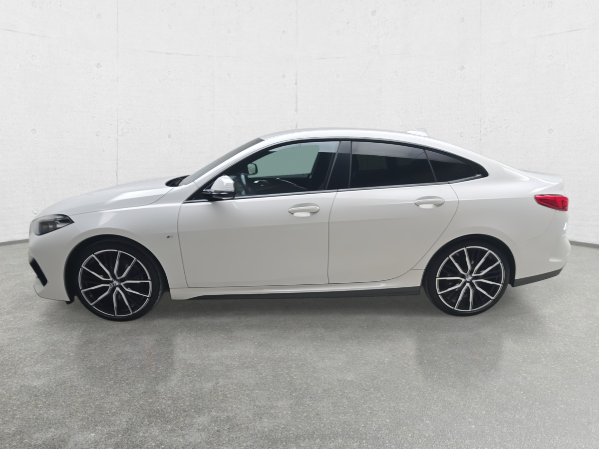 BMW 218 I SEDAN - Berline: photos 5 BMW 218 I SEDAN - Berline: photos 5
