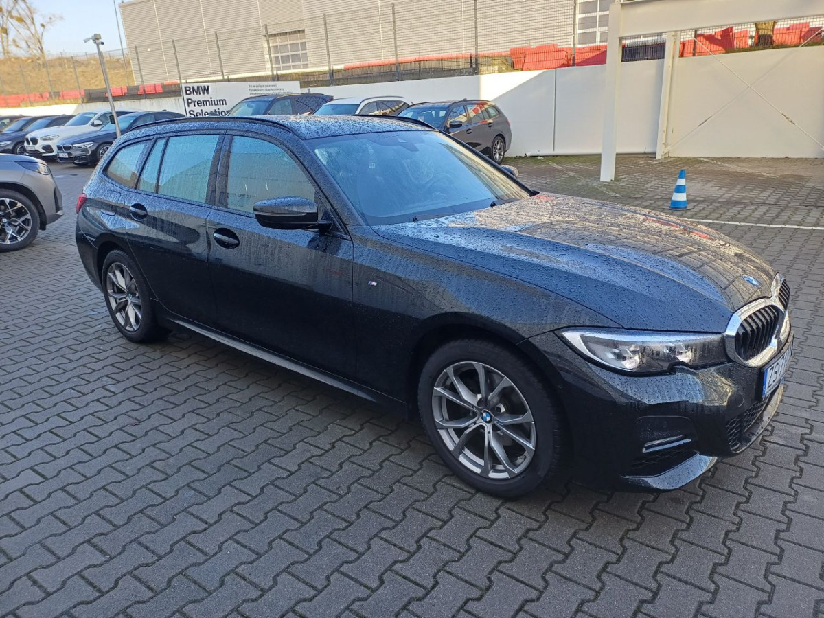 BMW 320D XDRIVE KOMBI - Voiture: photos 1 BMW 320D XDRIVE KOMBI - Voiture: photos 1
