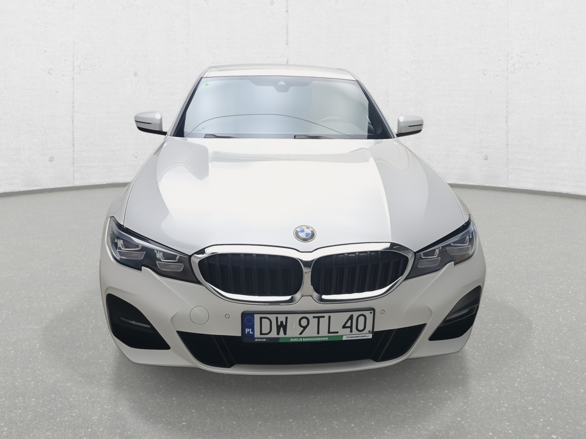 BMW 320D XDRIVE SEDAN - Berline: photos 4 BMW 320D XDRIVE SEDAN - Berline: photos 4