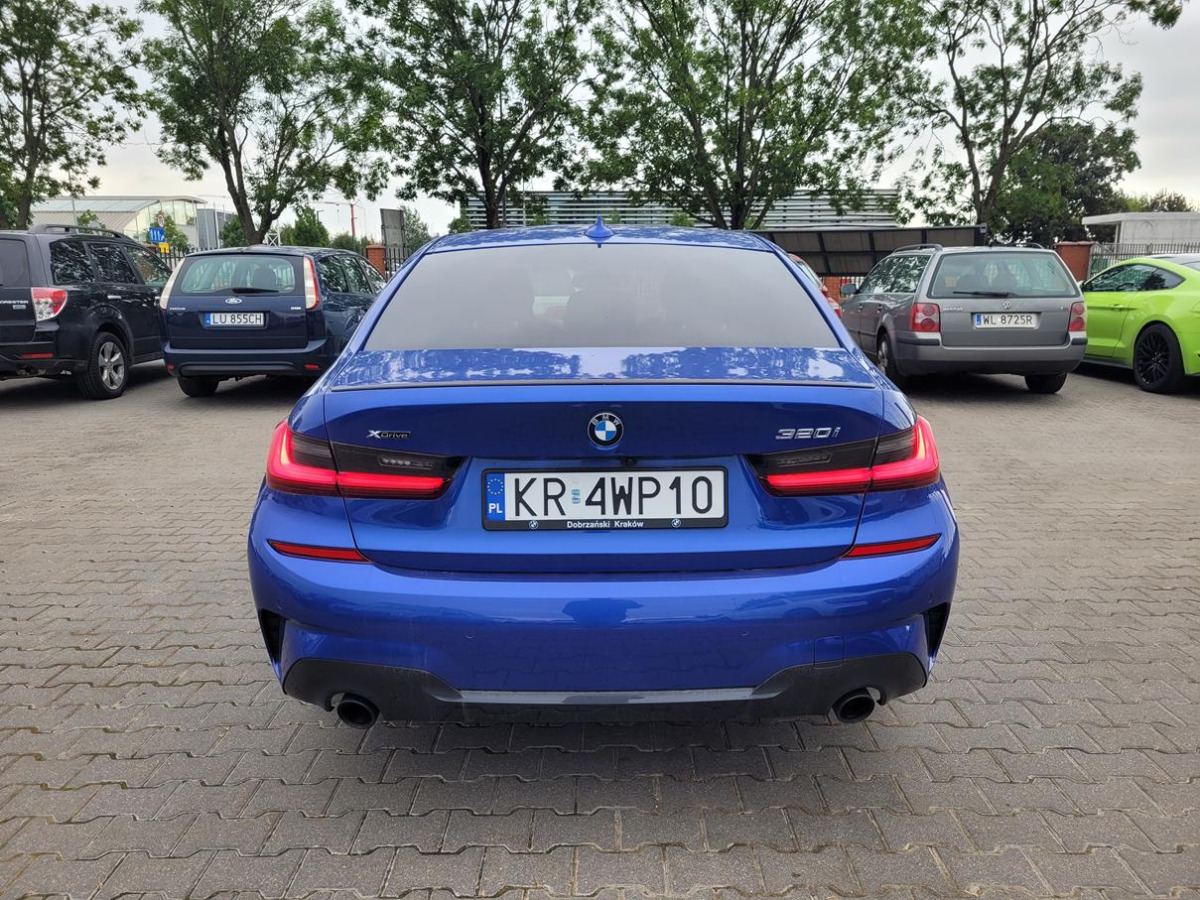 BMW 320I XDRIVE SEDAN - Berline: photos 5 BMW 320I XDRIVE SEDAN - Berline: photos 5
