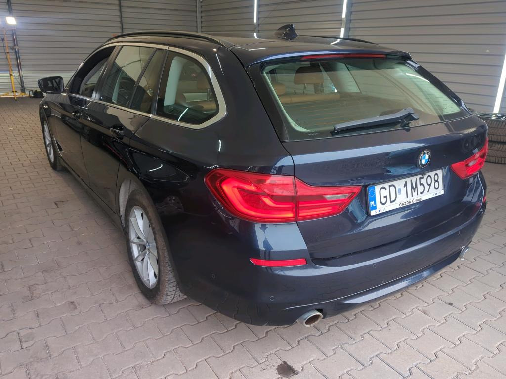 BMW 520D KOMBI - Voiture: photos 3 BMW 520D KOMBI - Voiture: photos 3