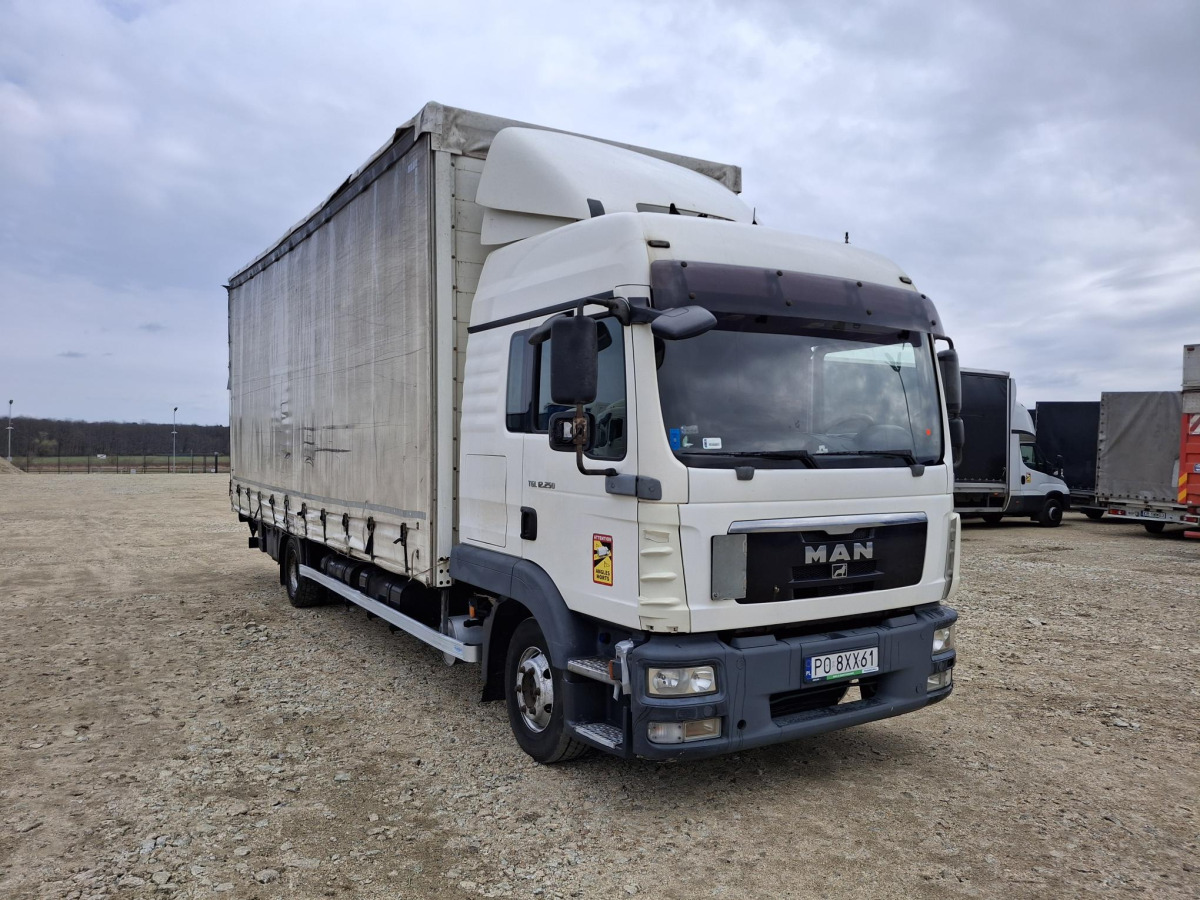 MAN TGL 12.250 4X2 BL SOLÓWKA Z WINDĄ - Camion: photos 1 MAN TGL 12.250 4X2 BL SOLÓWKA Z WINDĄ - Camion: photos 1