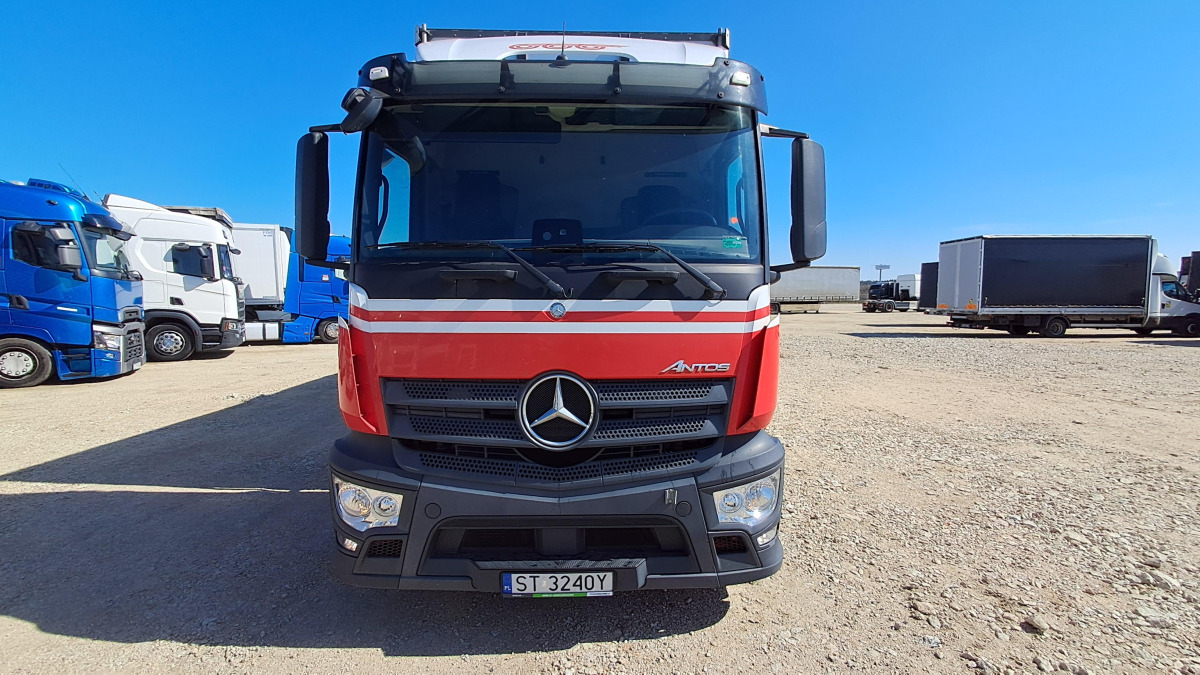 MERCEDES BENZ ANTOS SOLÓWKA Z WINDĄ - Camion: photos 3 MERCEDES BENZ ANTOS SOLÓWKA Z WINDĄ - Camion: photos 3