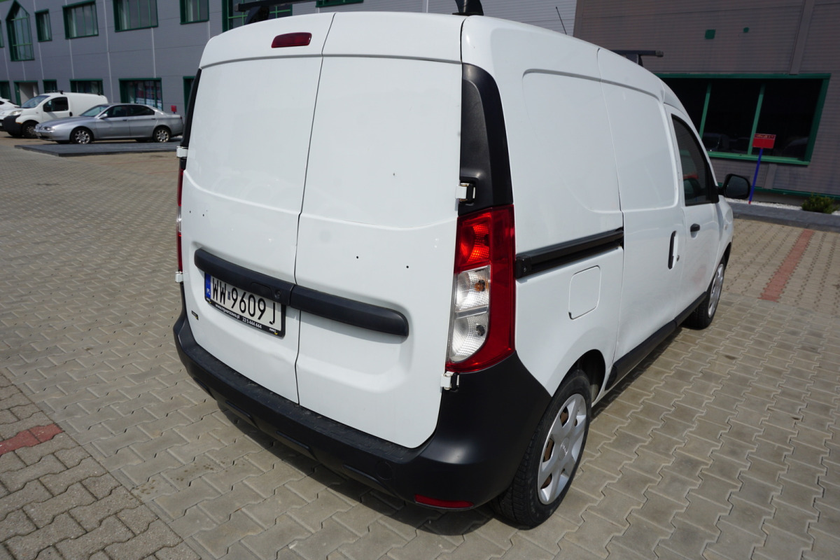 DACIA DOKKER FURGON BLASZAK - Fourgon utilitaire: photos 3 DACIA DOKKER FURGON BLASZAK - Fourgon utilitaire: photos 3