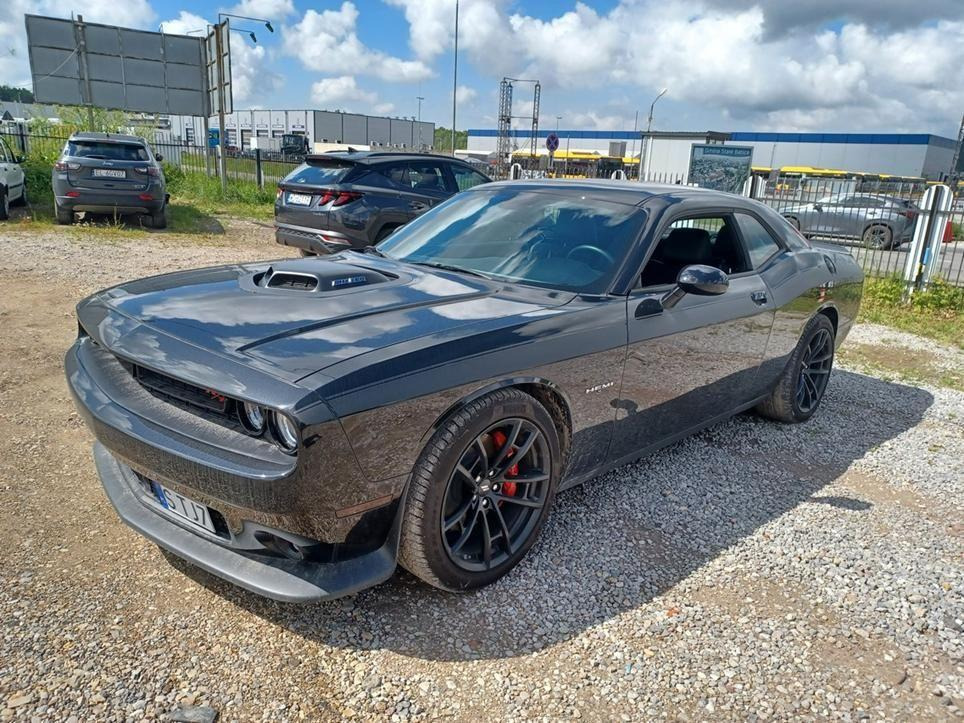DODGE CHALLENGER COUPE - Voiture: photos 2 DODGE CHALLENGER COUPE - Voiture: photos 2