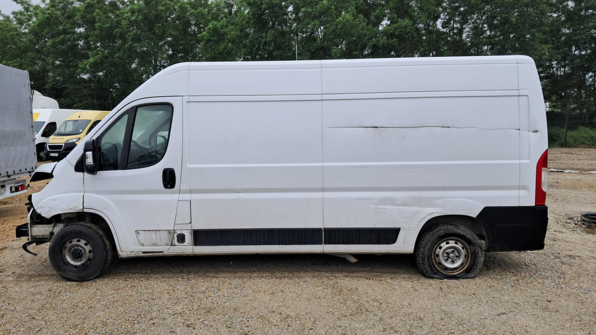 FIAT DUCATO FURGON BLASZAK - Fourgon utilitaire: photos 3 FIAT DUCATO FURGON BLASZAK - Fourgon utilitaire: photos 3