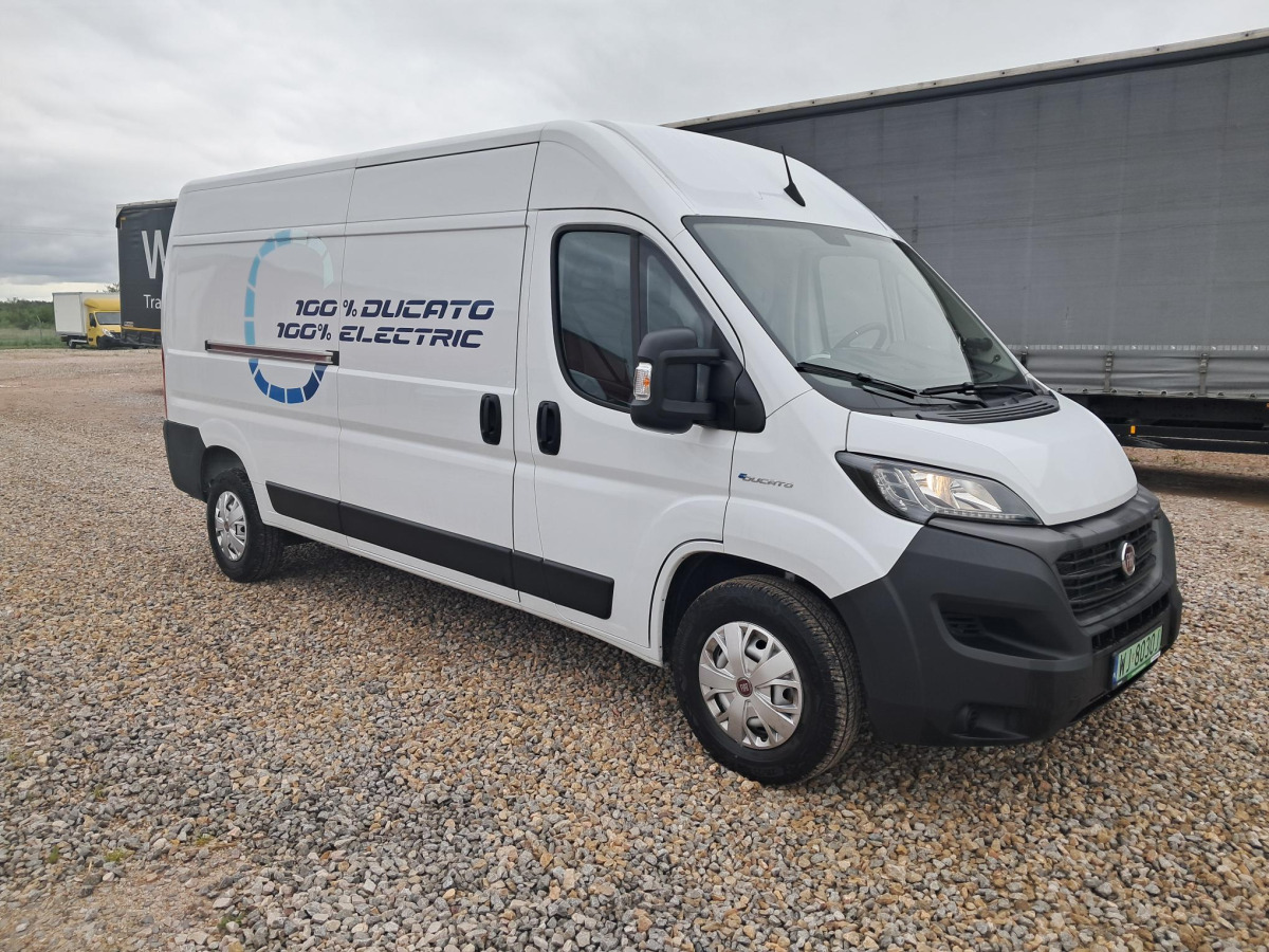 FIAT DUCATO FURGON BLASZAK - Fourgon utilitaire, Utilitaire électrique: photos 1 FIAT DUCATO FURGON BLASZAK - Fourgon utilitaire, Utilitaire électrique: photos 1