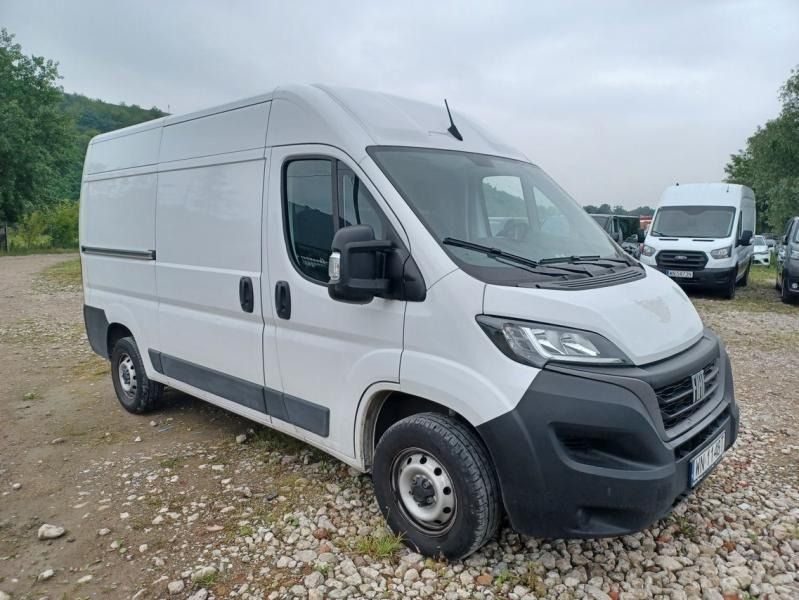 FIAT DUCATO FURGON BLASZAK - Fourgon utilitaire: photos 1 FIAT DUCATO FURGON BLASZAK - Fourgon utilitaire: photos 1