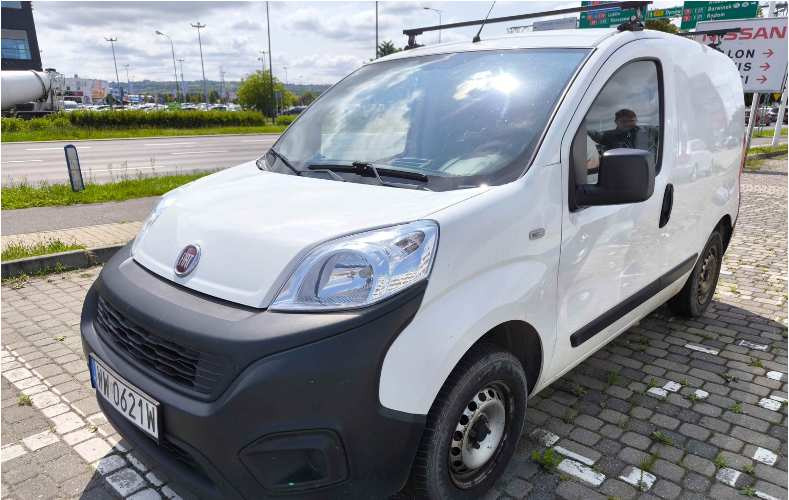 FIAT FIORINO FURGON BLASZAK - Fourgon utilitaire: photos 2 FIAT FIORINO FURGON BLASZAK - Fourgon utilitaire: photos 2