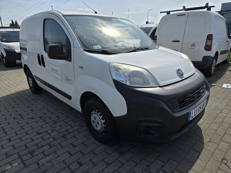 FIAT FIORINO FURGON BLASZAK - Fourgon utilitaire: photos 1 FIAT FIORINO FURGON BLASZAK - Fourgon utilitaire: photos 1