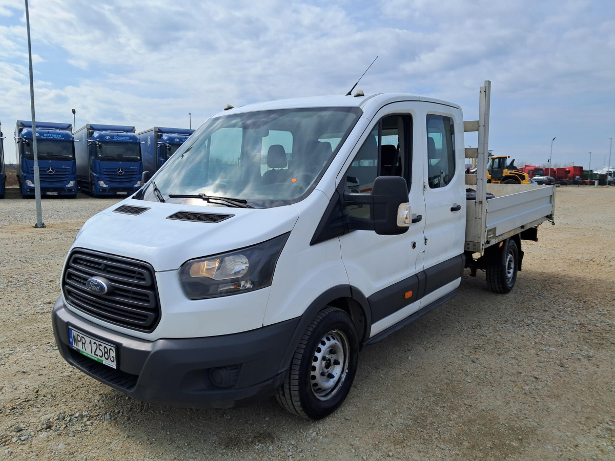 FORD TRANSIT DOKA - Utilitaire double cabine: photos 2 FORD TRANSIT DOKA - Utilitaire double cabine: photos 2
