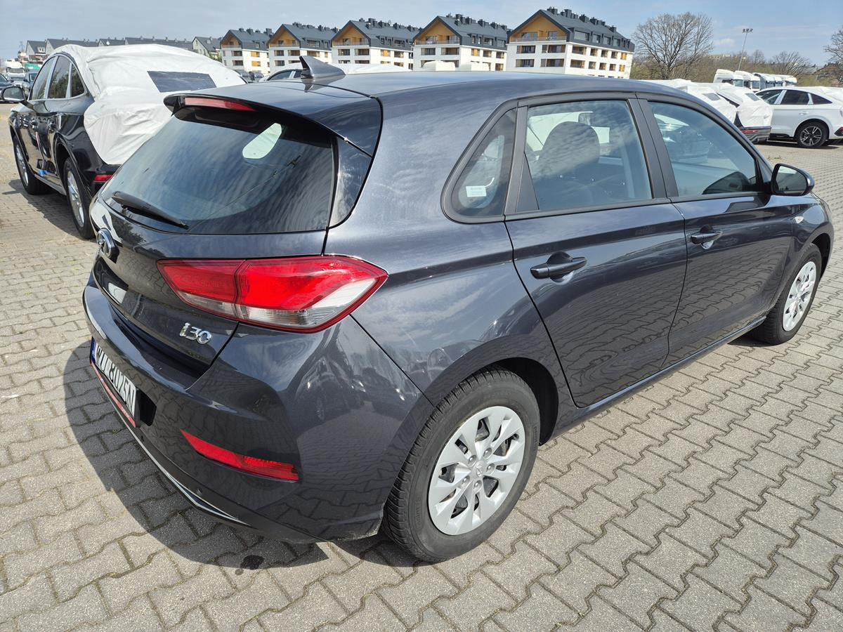 HYUNDAI I30 HATCHBACK - Voiture à hayon: photos 4 HYUNDAI I30 HATCHBACK - Voiture à hayon: photos 4
