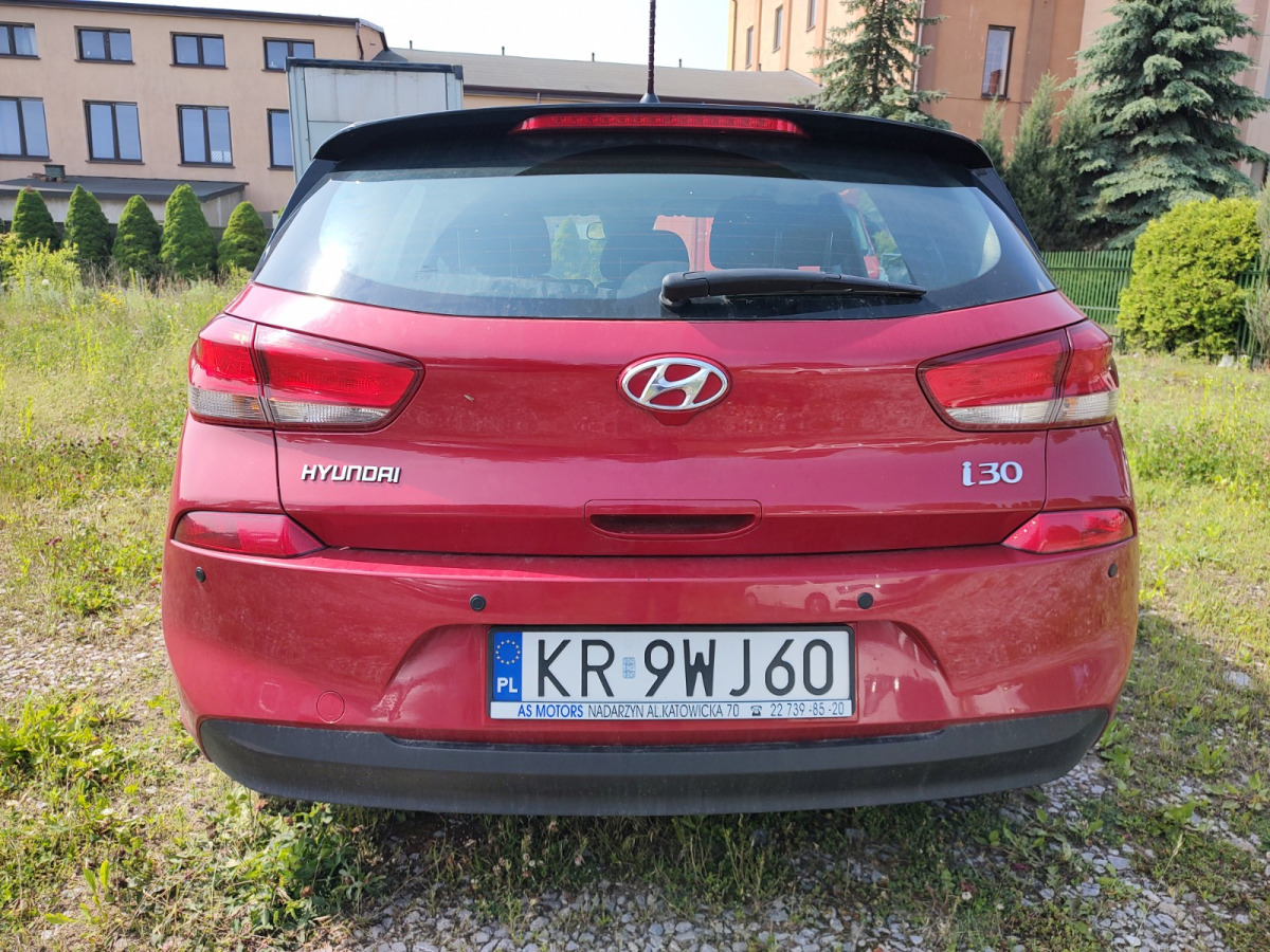 HYUNDAI I30 HATCHBACK - Voiture à hayon: photos 5 HYUNDAI I30 HATCHBACK - Voiture à hayon: photos 5